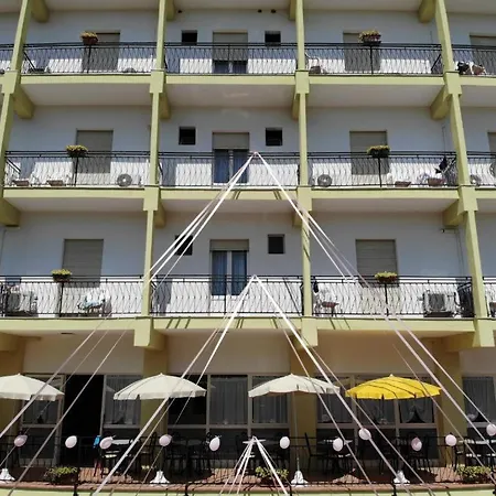 Hotel Ines Cesenatico