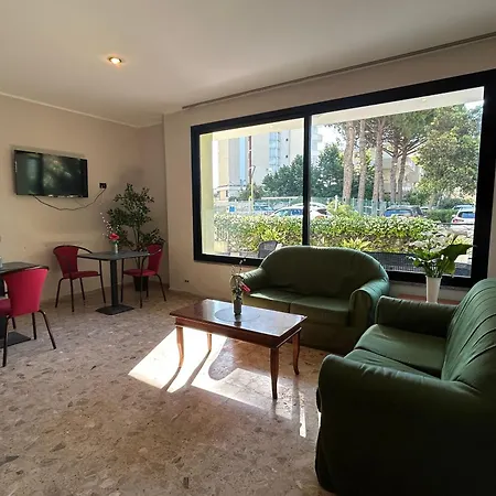 Ines צ'סנטיקו