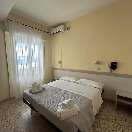 Hotel Ines 3*