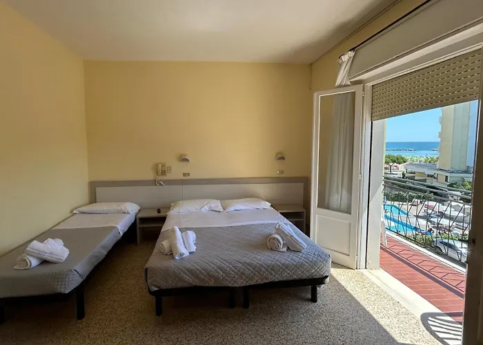 Ines 3* צ'סנטיקו